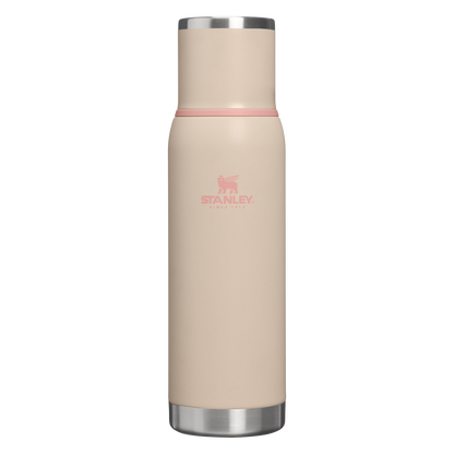 Adventure To-Go Bottle | 1.1 QT - Stanley Create