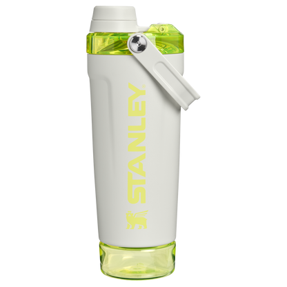 The Vitalize™ Shaker Bottle | 20 OZ - Stanley Create